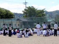 グラウンド清掃、草刈